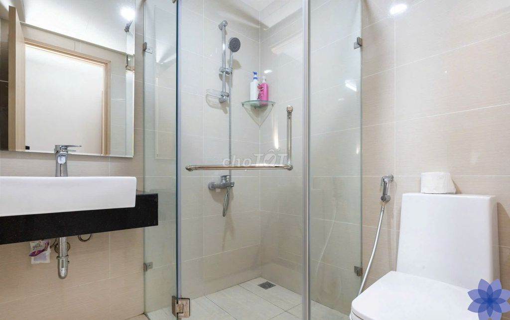 Фото 2: Аренда 2 комнат Golden Mansion Novaland в районе аэропорта 70м² 16,5 млн