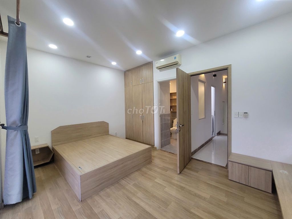 Фото 2: Аренда виллы 3 этажа, 4 спальни, Gia Hòa рядом с Đỗ Xuân Hợp, Cầu Năm Lý