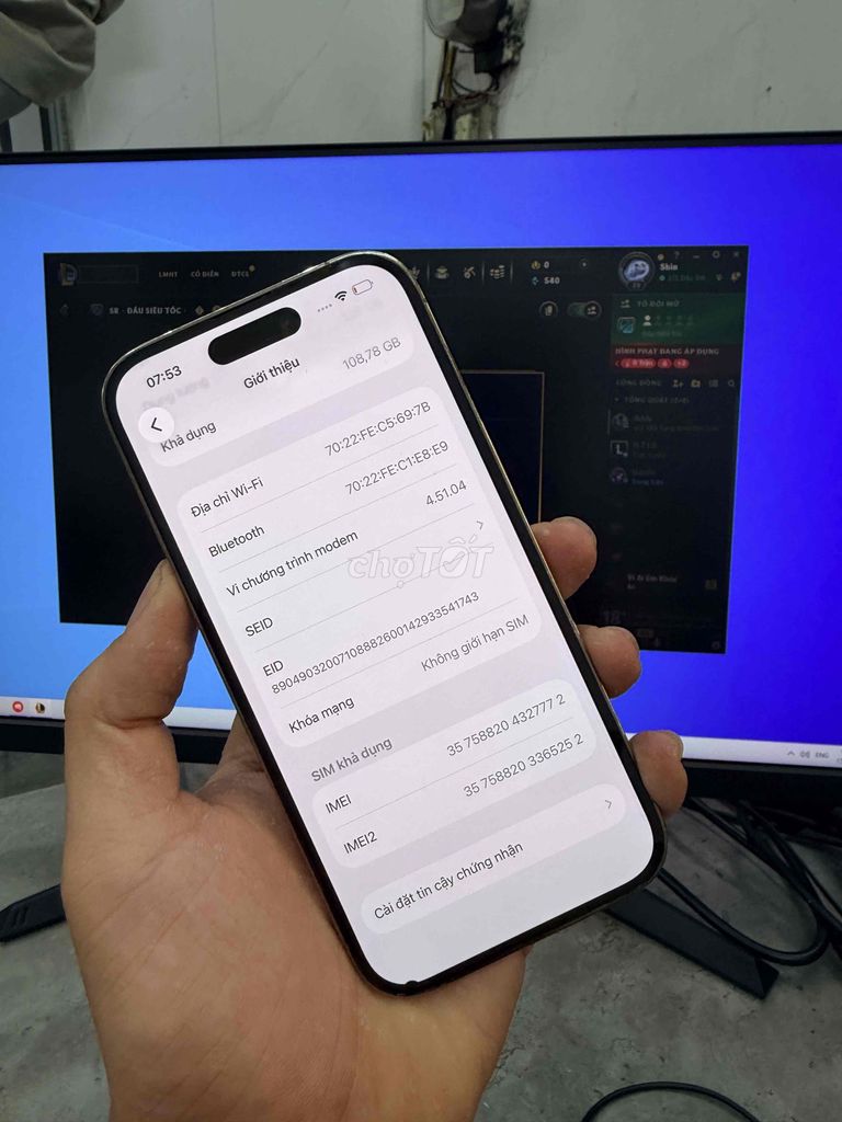 Фото 3: Apple iPhone 14 Pro 128GB золотой