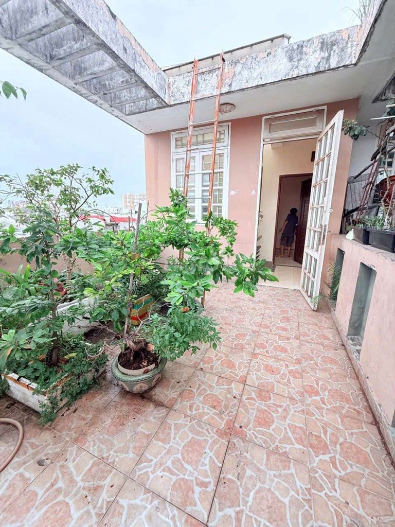 Фото 3: 🏠 ДОМ В ПЕРЕУЛКЕ 4 ЭТАЖА ЖЕЛЕЗОБЕТОН 37М² – СОБСТВЕННИК СРОЧНО ПРОДАЁТ, ХОРОШАЯ ЦЕНА