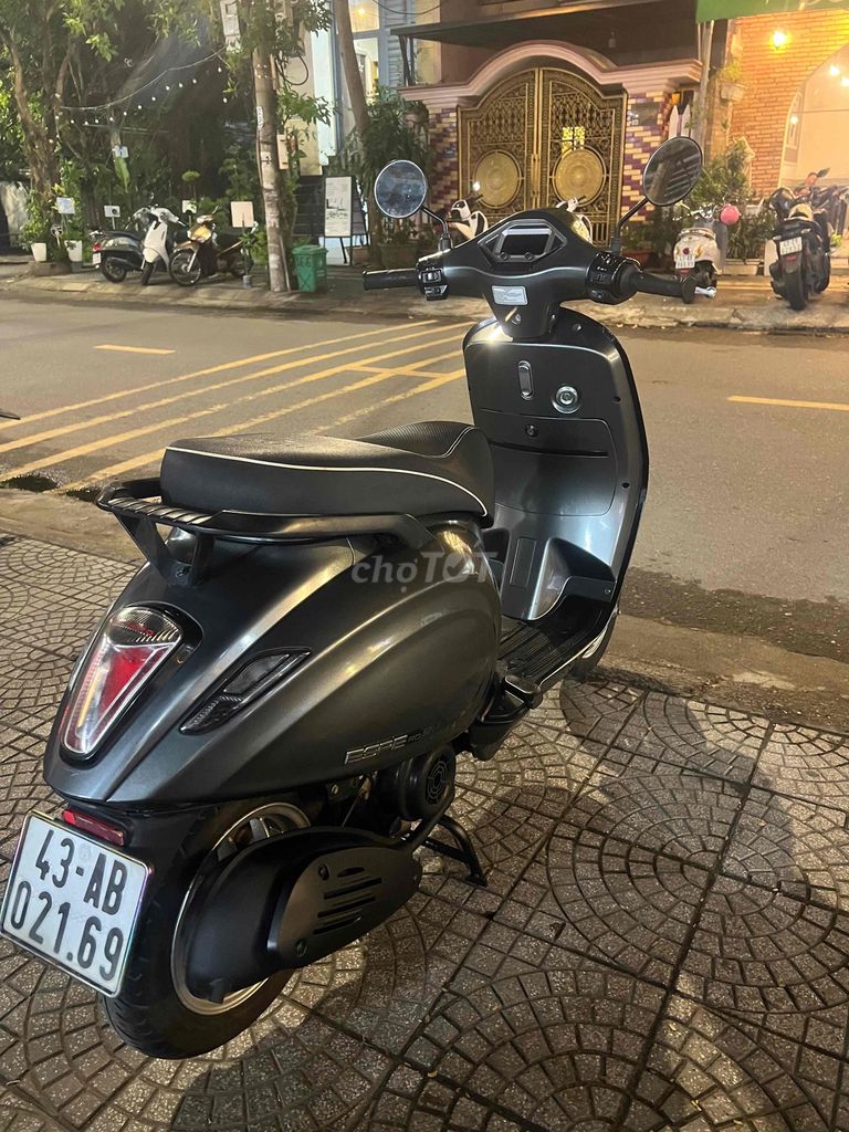 Vespa 50cc 2024 серая