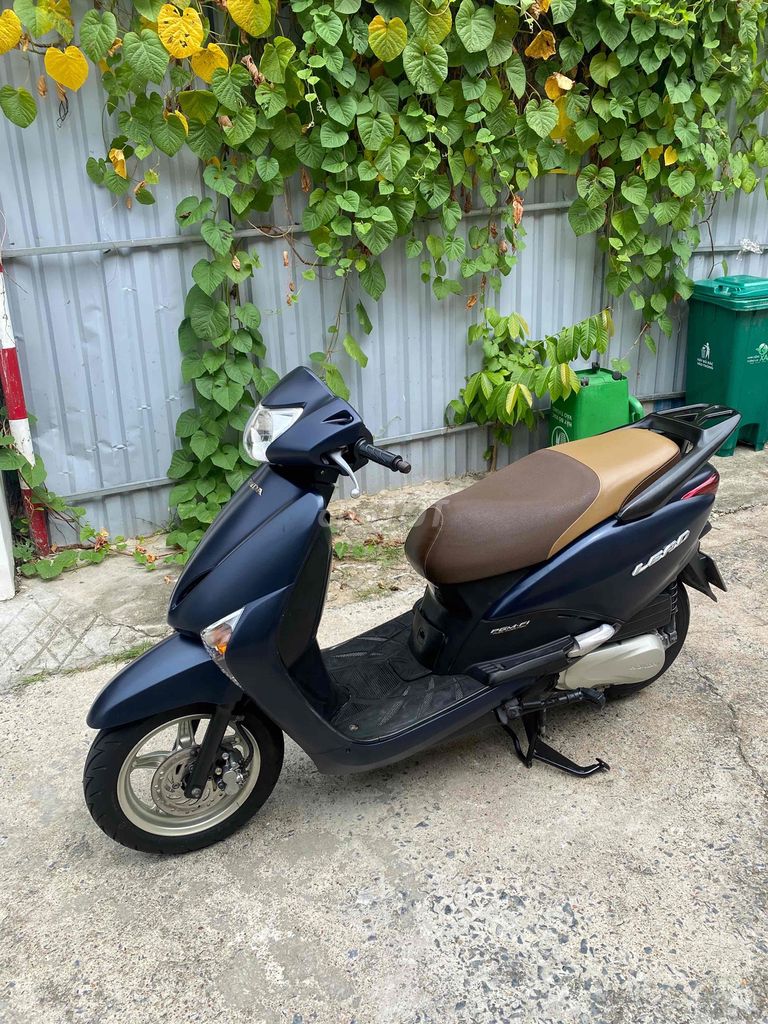 Фото 2: Honda Lead 110 fi сине-черный