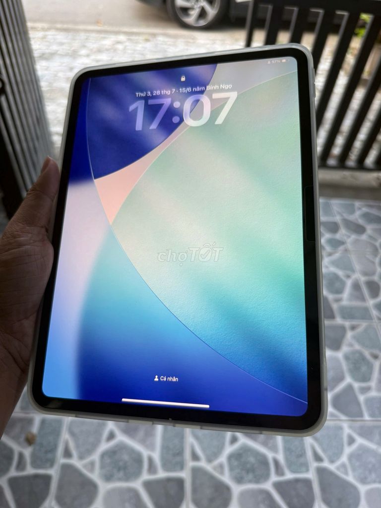 Apple iPad Pro M5 11-inch 256GB Silver Like New