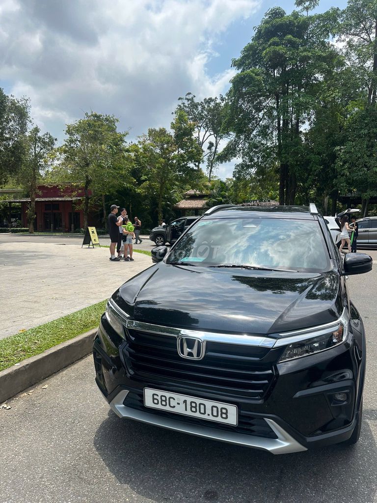 Honda BRV-L 2025 черный 38 000 км