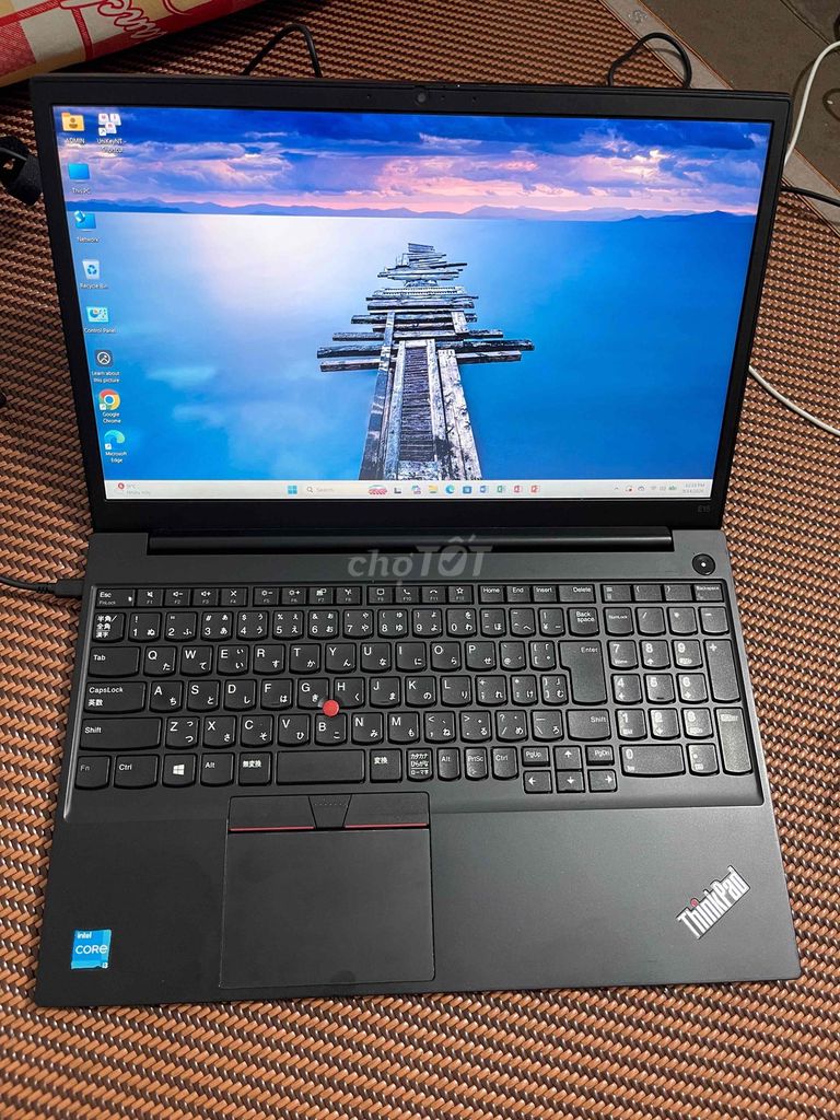 Lenovo ThinkPad i3 1115G4 15.6 дюймов 4GB/256GB SSD