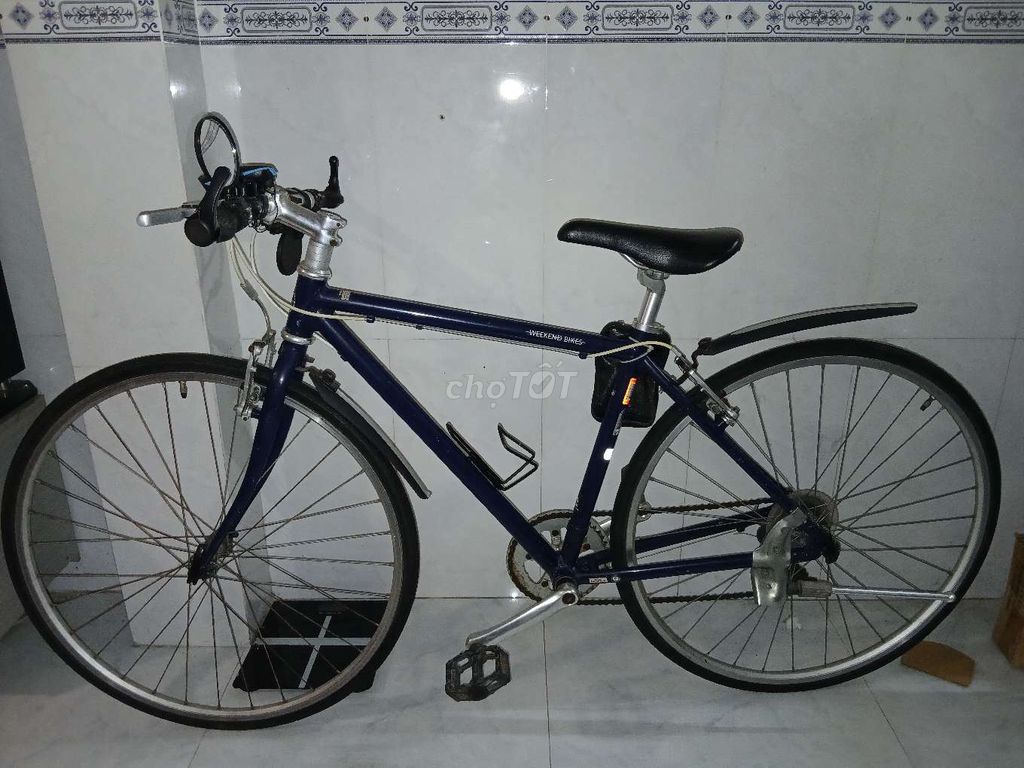 Спортивный велосипед Weekend Bikes темно-синий Shimano