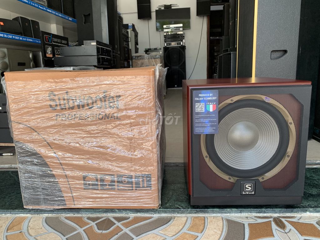 Итальянский сабвуфер SoWood SB-250 30 см оригинальный
