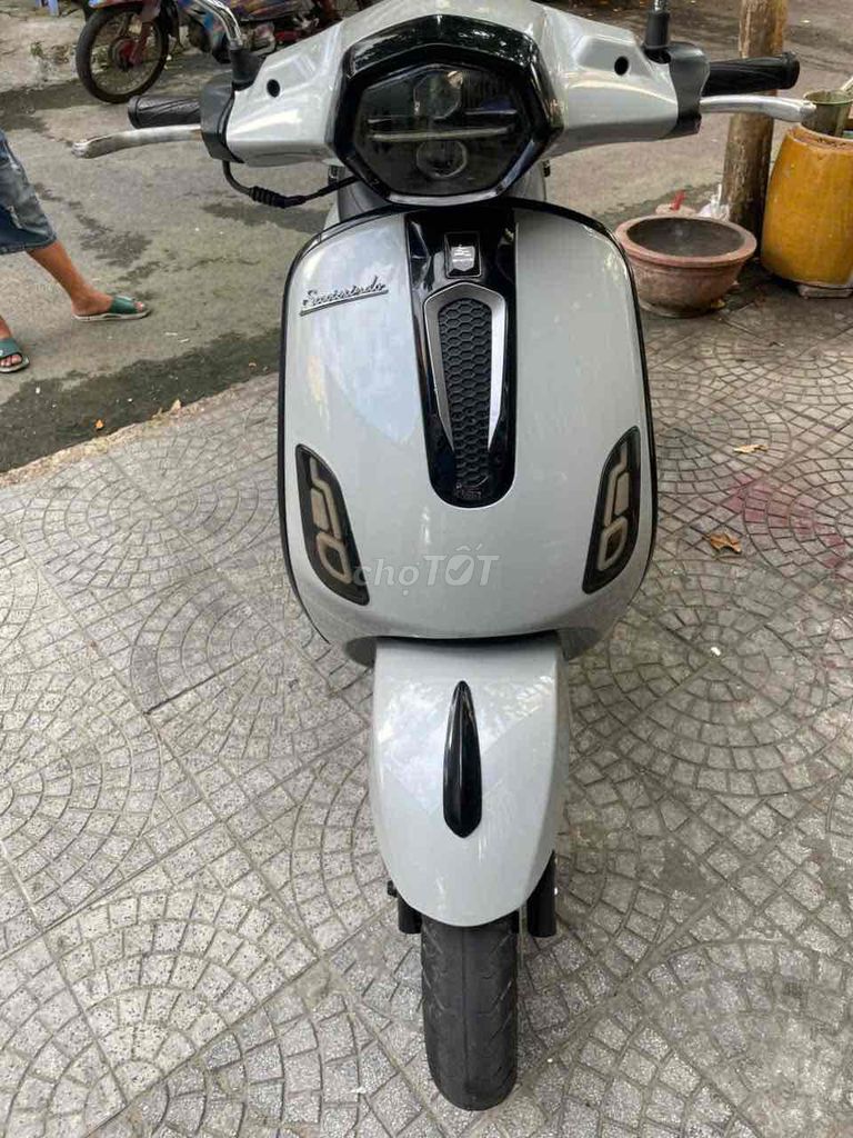 Piaggio Vespa 50cc Серый