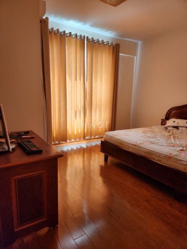 Фото 2: Аренда квартиры Eratown Đức Khải 161 м²: 3 спальни, 4 санузла, 1 кладовая, 14 млн
