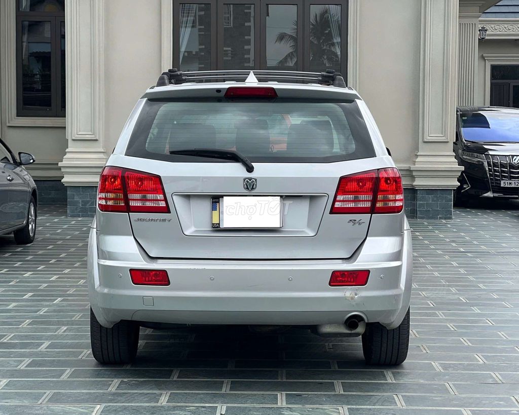 Фото 2: Dodge Journey R/T 2008 Серебристый 110 000 км