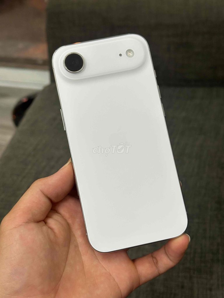 Apple iPhone 17 Air 256GB Белый