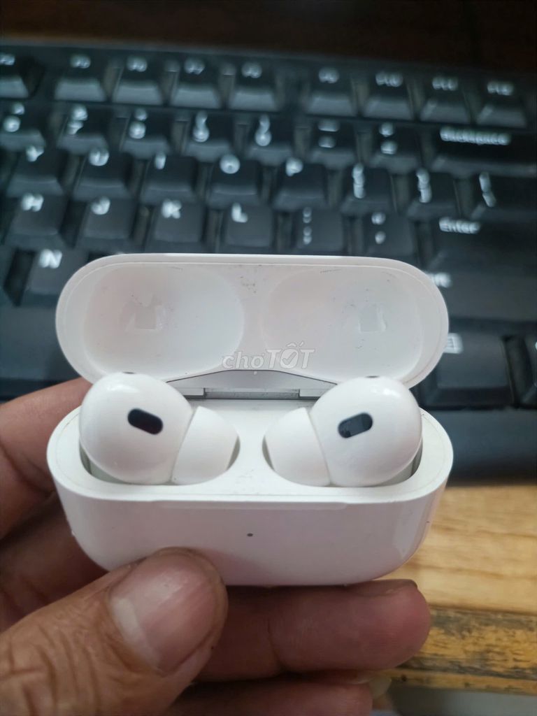 Фото 3: Наушники Apple AirPods Pro 2 белые Type C
