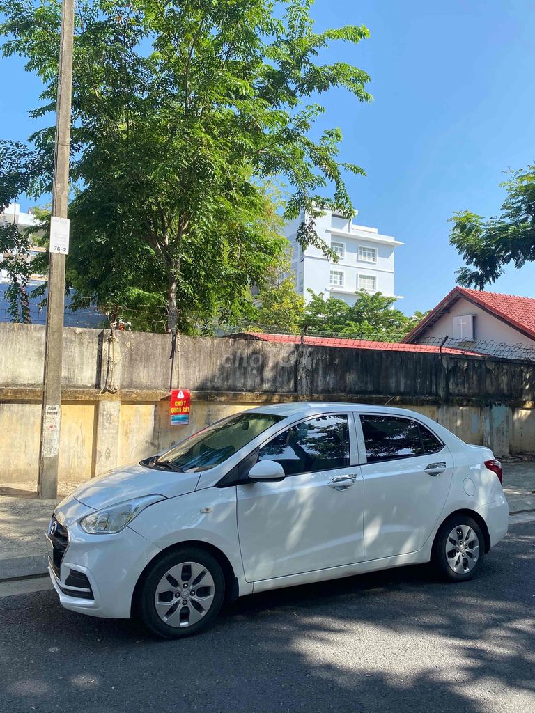 Hyundai i10 2020 белый 5 мест