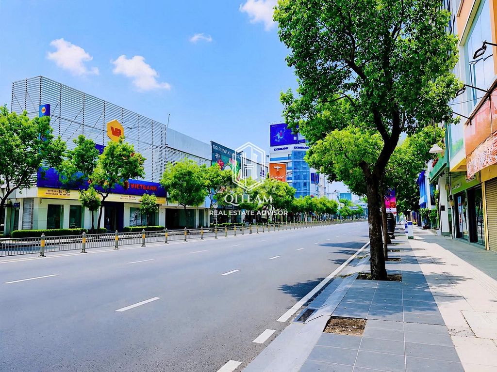 Фото 2: 🔥 NGUYỄN ВАН ЧОЙ, ФУ НХУАН – ДОМ В 3 ЭТАЖА + КРЫША-ТЕРРАСА, ОБЩАЯ ПЛОЩАДЬ 350М²! ✨