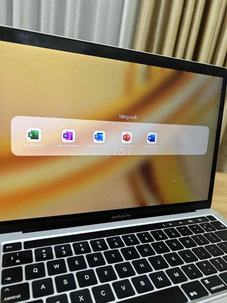 Фото 3: Apple Macbook Pro M1 16GB/512GB серебристый