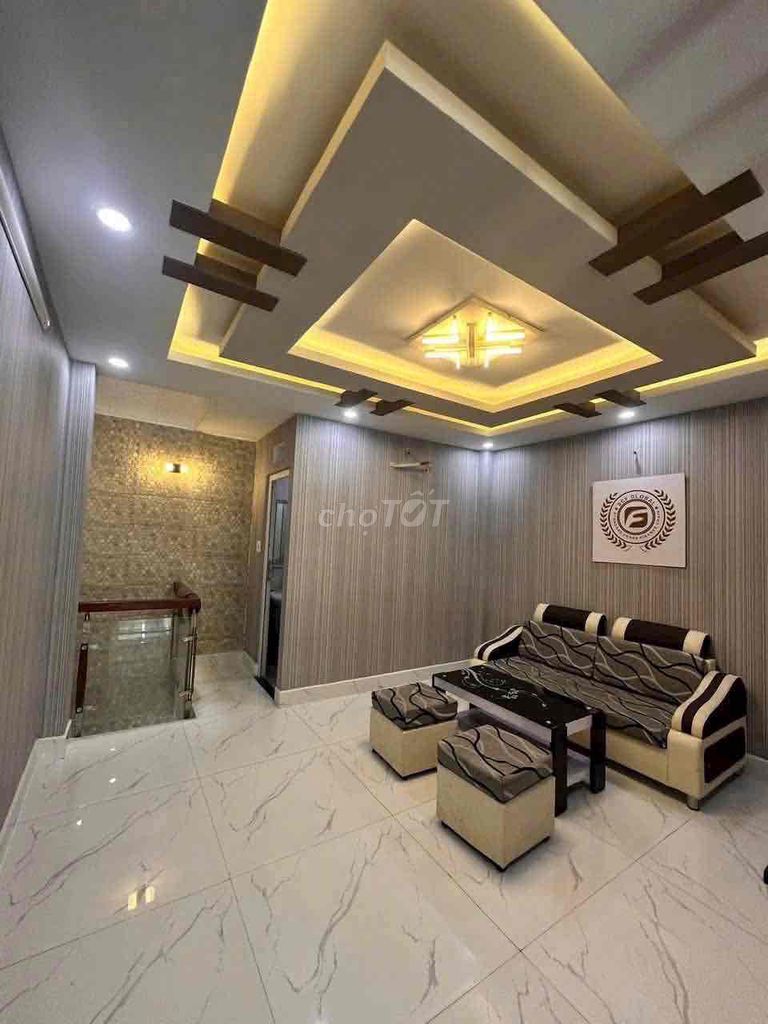 Фото 3: НОВЫЙ ДОМ 4*15м, 1 этаж, 2 этажа, 5 спален, 5 санузлов, переулок для автомобилей, Ле Ван Тхо