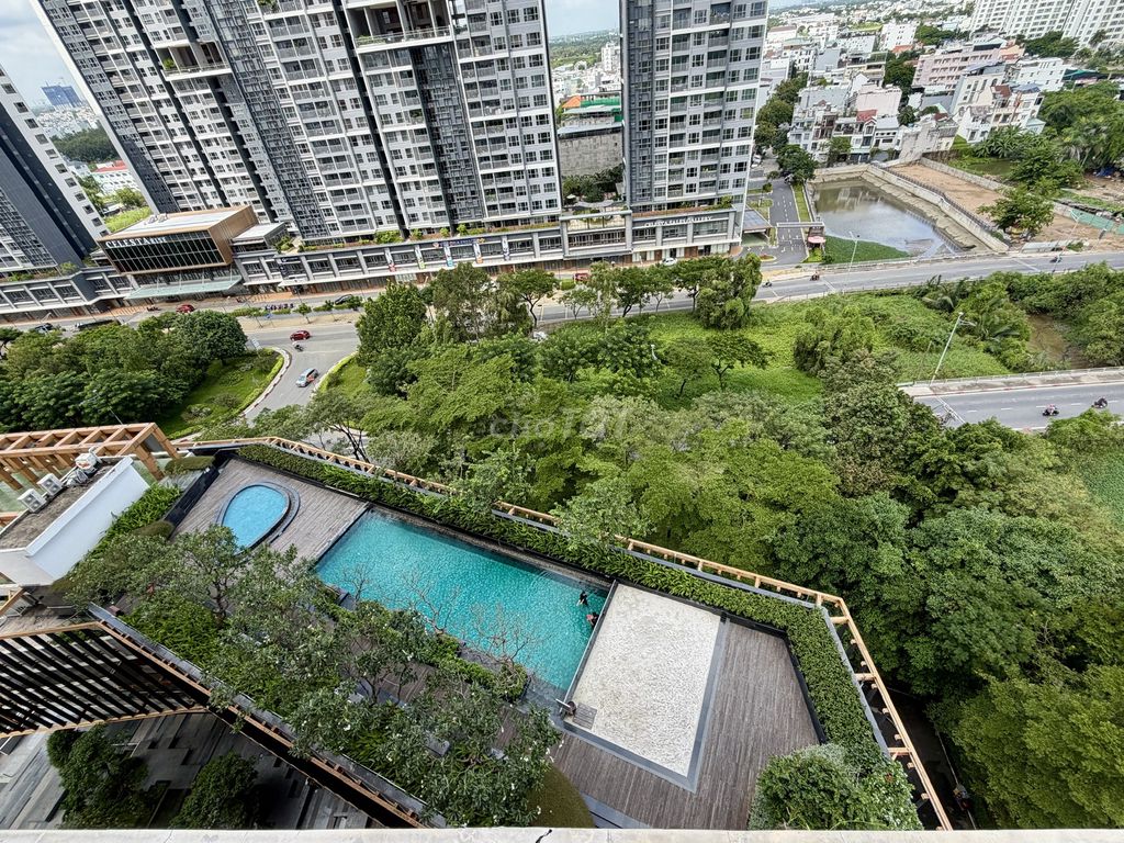 Dragon Hill 1 | 117m² (3 спальни + 2 санузла) | Красная книга | Вид на бассейн и Phú Mỹ Hưng