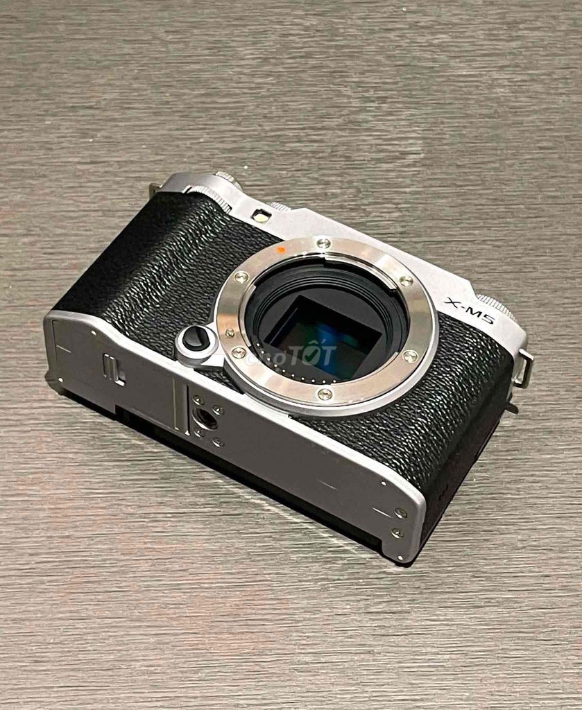 Фотоаппарат Fujifilm X-M5, серебристый, чёрный