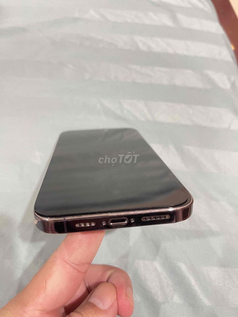 Фото 3: Apple iPhone 14 Pro Max 128GB Фиолетовый 81%