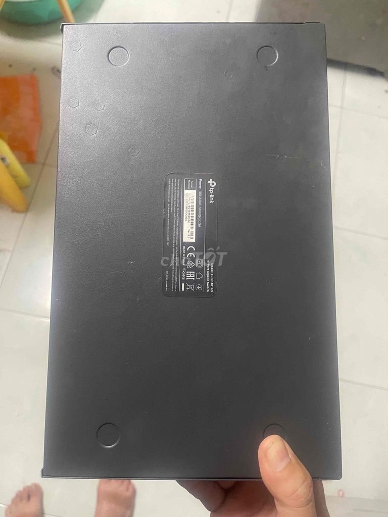 Фото 3: TP-Link TL-SG1016D 16 портов черный