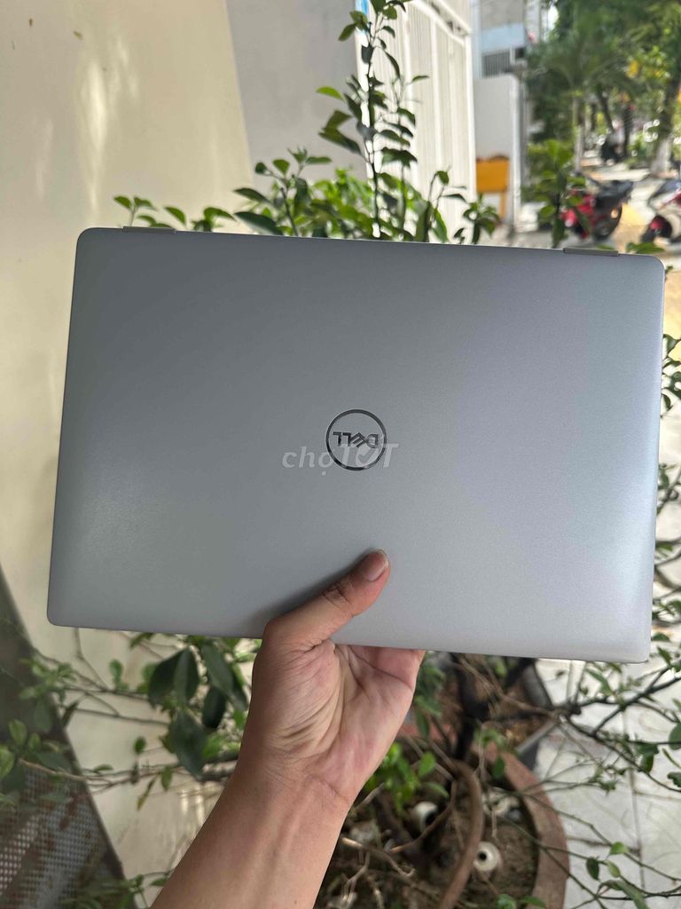 Dell Latitude 5330 16GB/512GB Full HD