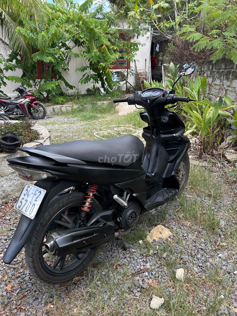Фото 2: Suzuki Hayate 125 черный