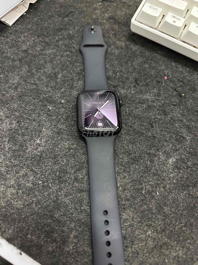 Apple Watch SE 2 GPS 44 мм, чёрный, 99% Zin, отличное состояние
