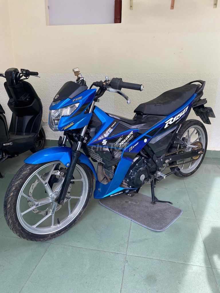 Фото 2: Suzuki Raider R150 150cc сине-чёрный