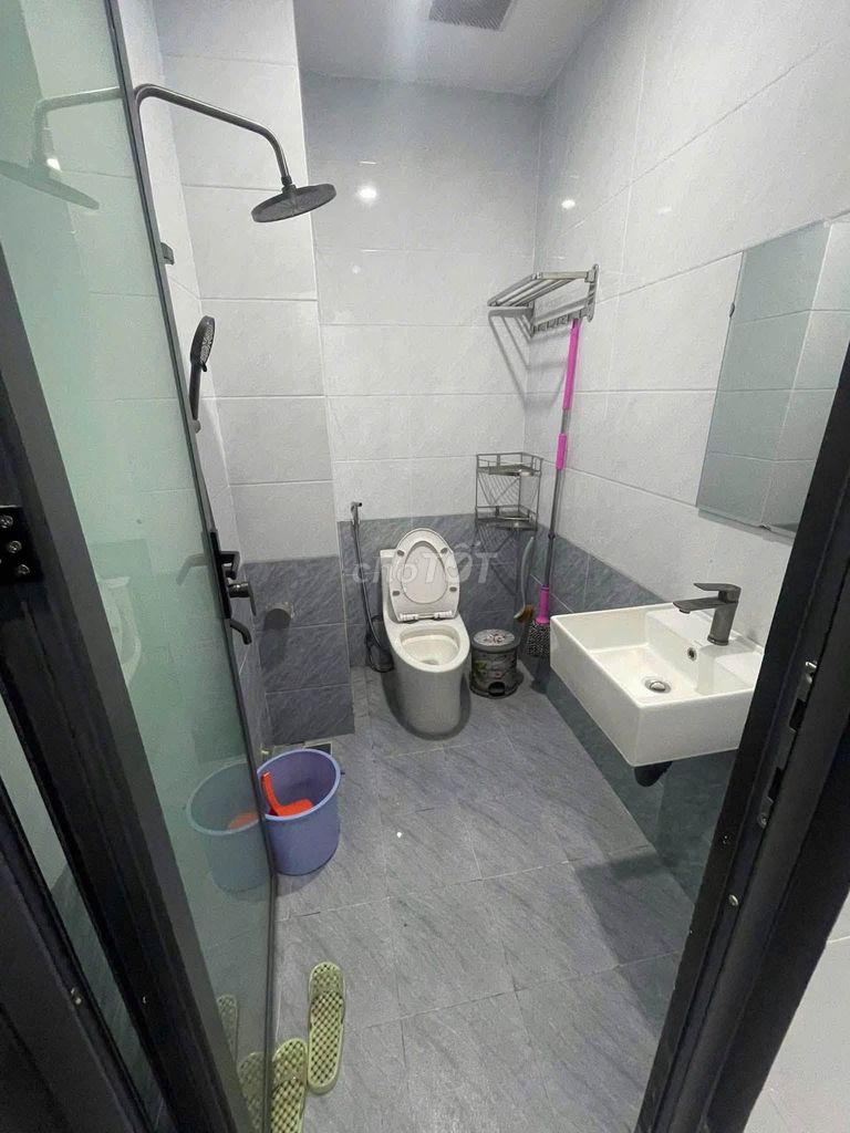Фото 3: Комната в аренду с полной мебелью рядом с морем Ман Тхай, Шон Тра