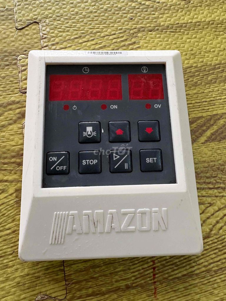 Белая пластиковая панель управления Amazon