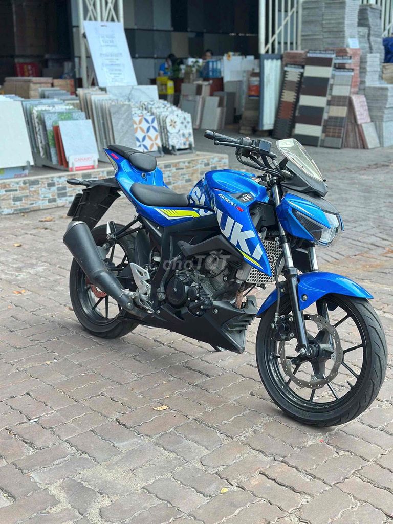 Suzuki GSX 150 2017 Xanh