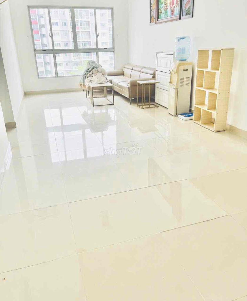 Аренда квартиры Ruby Celadon City Tân Phú 3 спальни 2 санузла 1 кладовая 95м² цена 13 млн