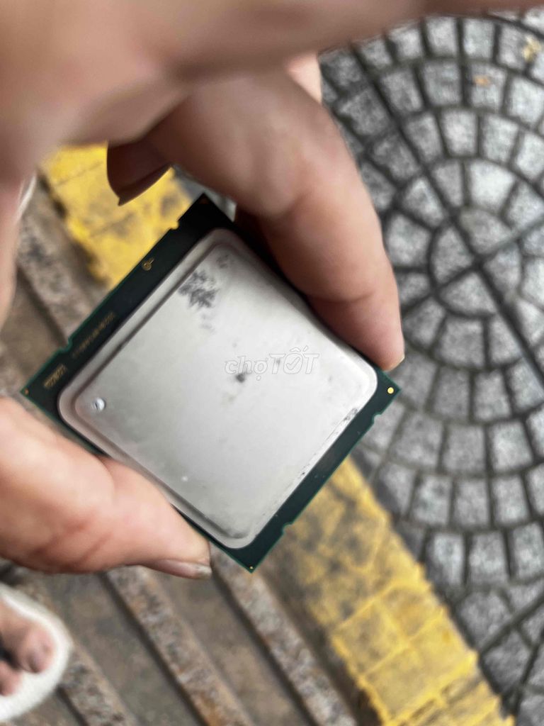 Фото 2: CPU Intel Core i7 3820 Socket 2011