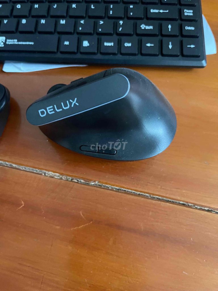 Фото 3: Клавиатура и мышь Logitech, Delux, R8 черные