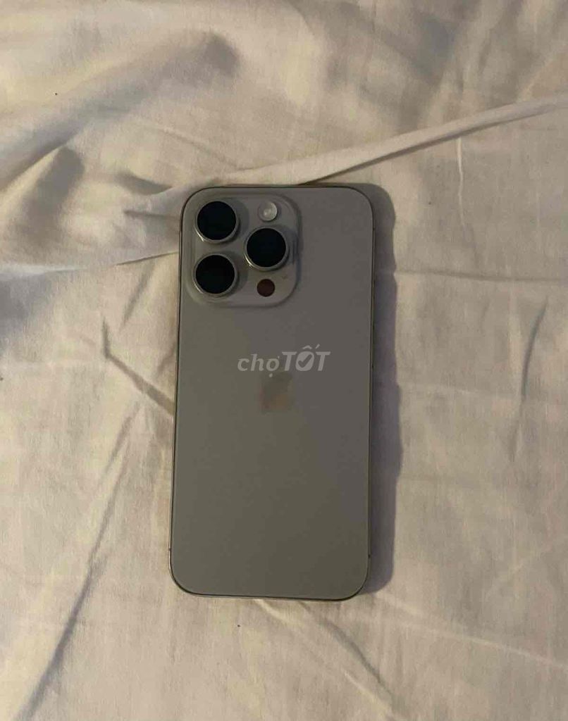 Apple iPhone 15 Pro 256GB Серый, б/у