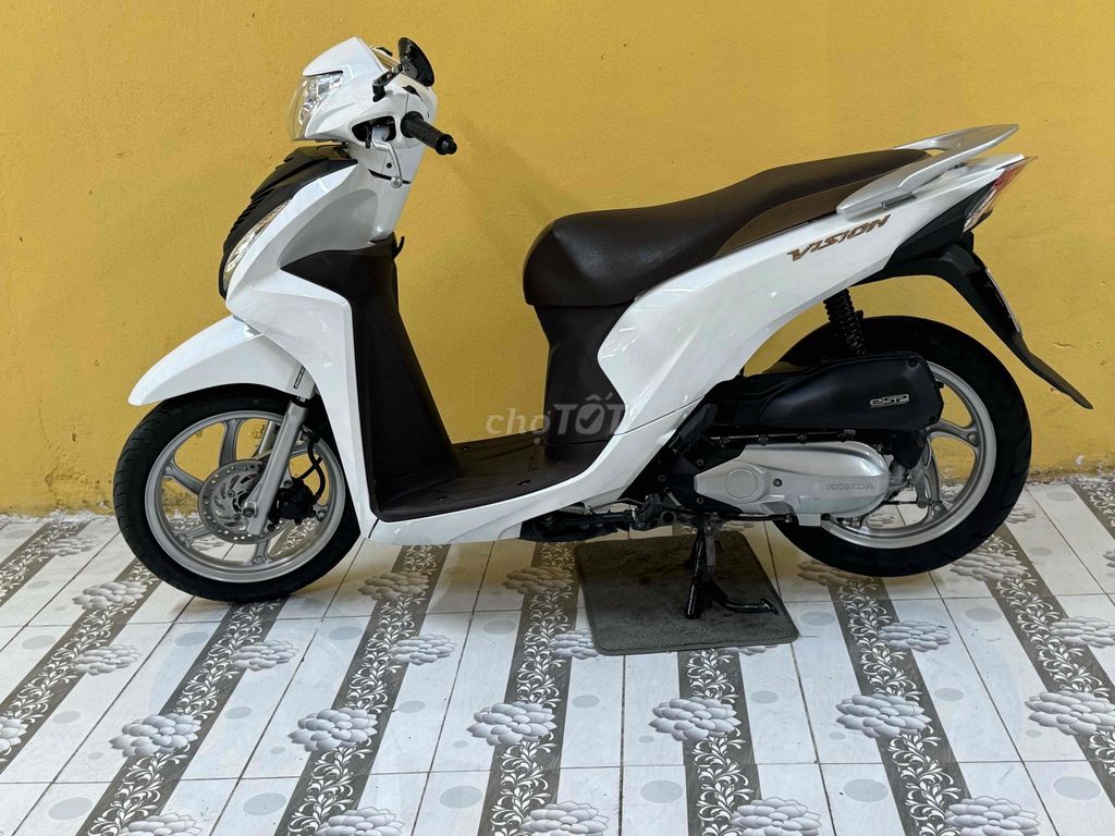 Vision 2019 Trắng đen siêu mới 43E1-508.95