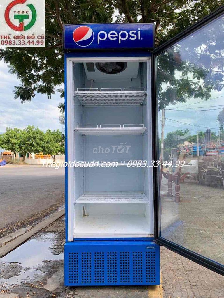 Фото 2: Б/у холодильник Pepsi 700 литров синий