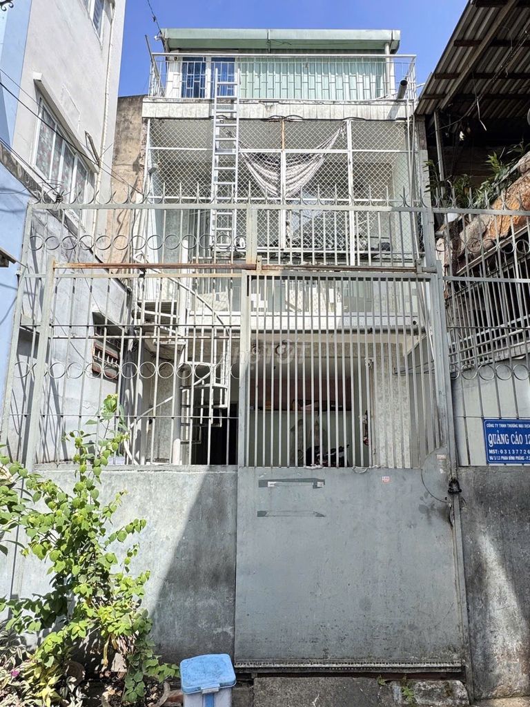 Срочная продажа дома на Phan Đình Phùng – 98м² – 10 комнат – Доход 35 млн/месяц