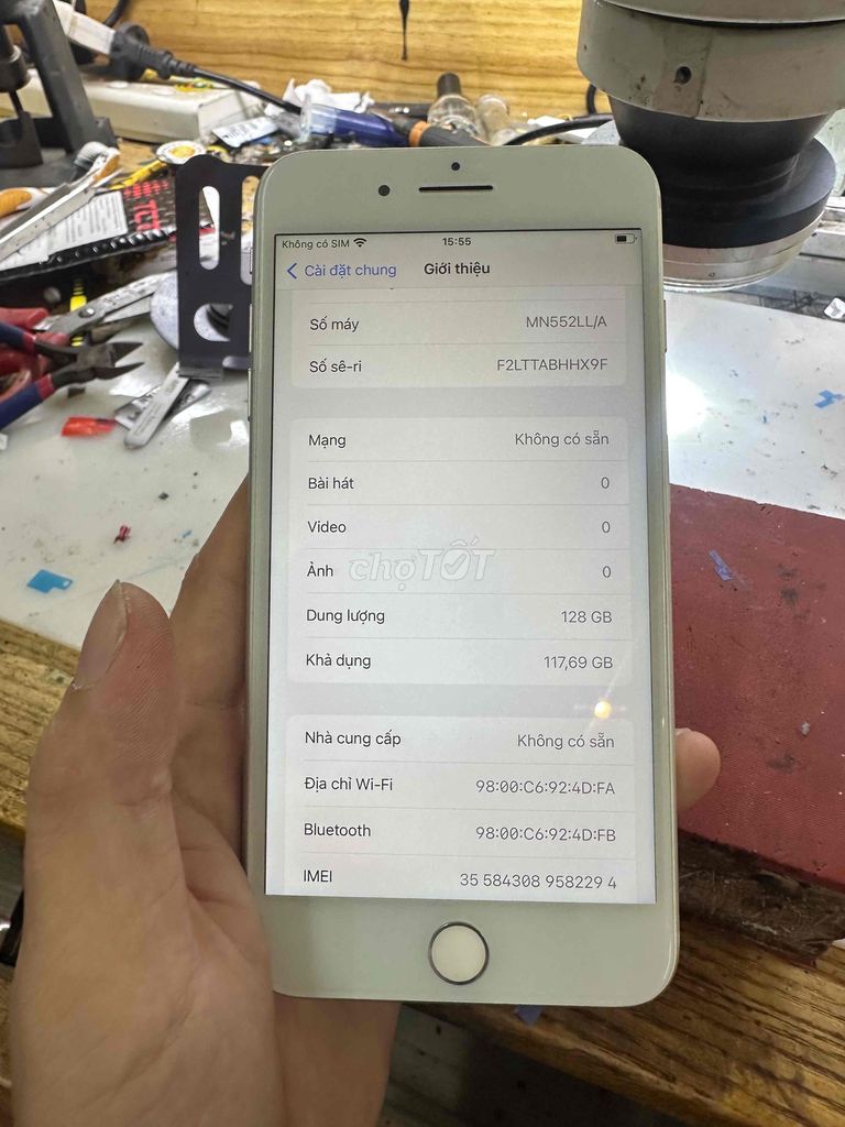 Apple iPhone 7 Plus 128GB Silver Like New