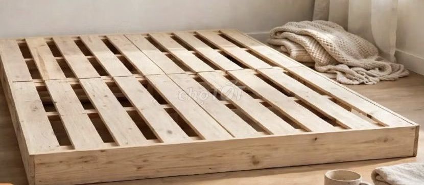 Паллетная кровать из сосны светлого цвета 1,4м x 2м Новая красивая