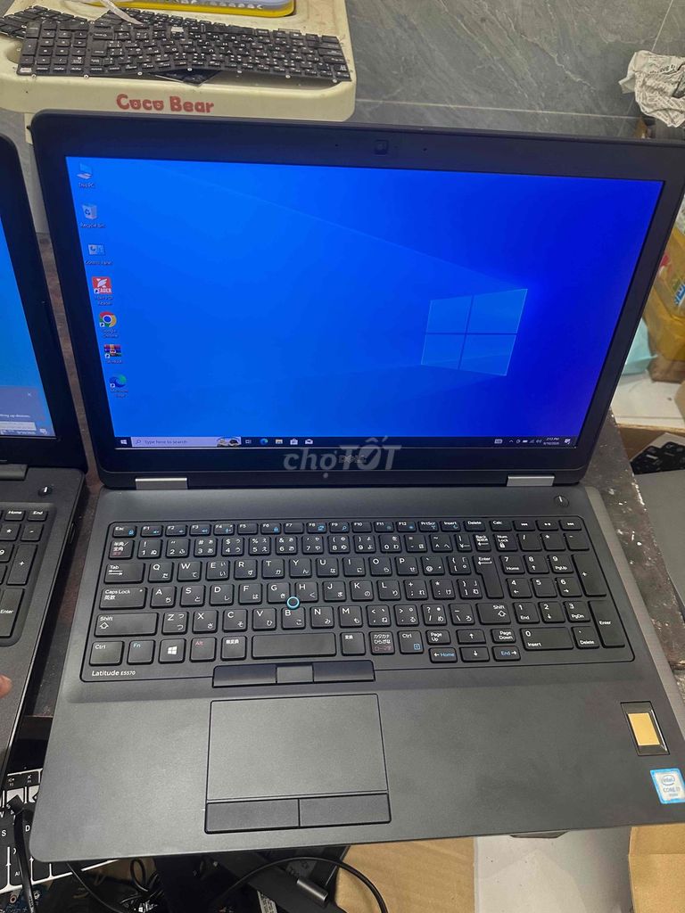 Фото 2: Dell Latitude 5570 i7-6600U 15.6 дюймов 8GB/240GB