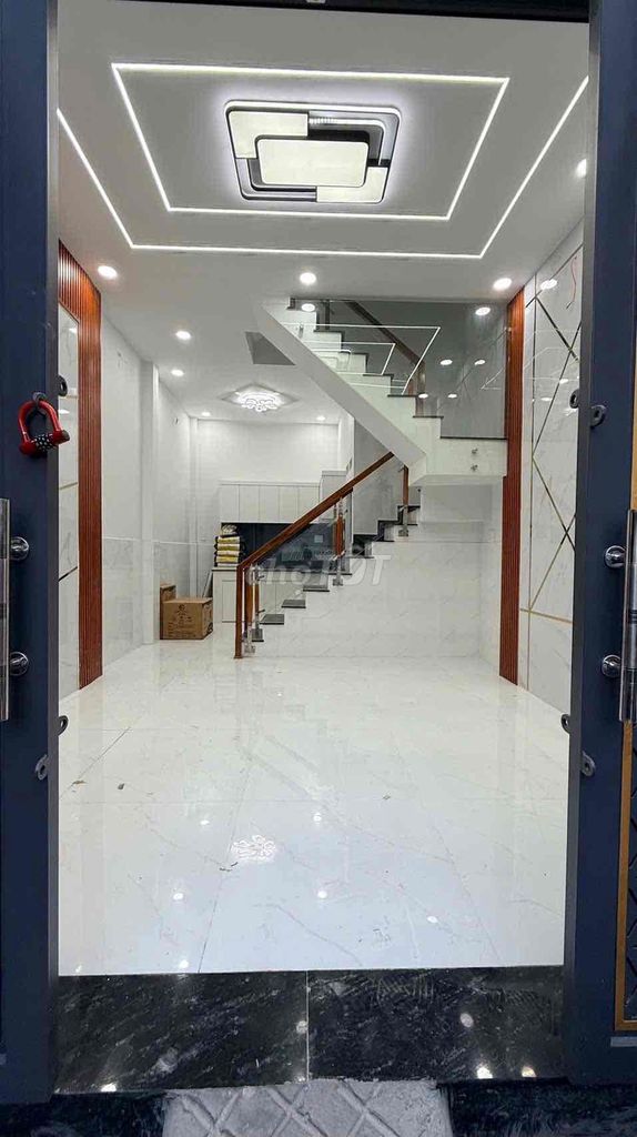 Фото 3: 🏠 ДОМ ОТ СОБСТВЕННИКА 30 м², УЛИЦА LK 2-5, 2 СПАЛЬНИ, ЗАЕЗЖАЙ И ЖИВИ, РАЙОН 12 🏠
