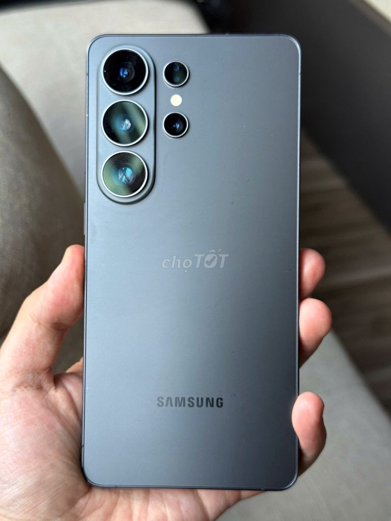 S26 Ultra черный 256GB как новый, полный комплект, гарантия 3/2027