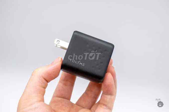 Фото 2: Быстрая зарядка VOLTME Revo 35 Duo GaN III