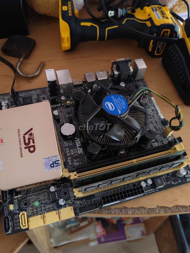 Комбо: материнская плата ASUS B85, i5 4590, 16GB, SSD 128GB