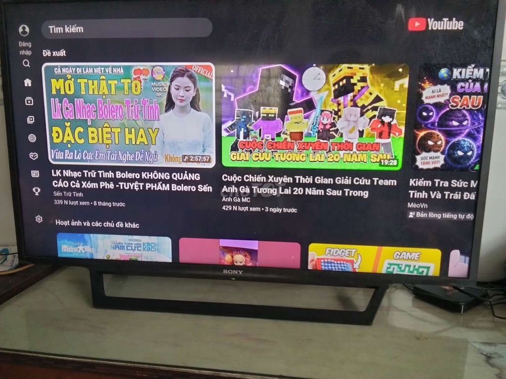 Телевизор Sony 40 дюймов, в использовании