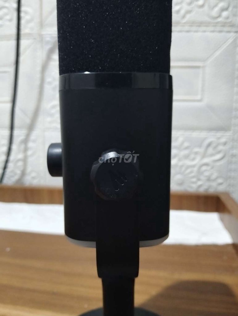 Фото 2: Микрофон Maono Dynamic DP 100X черный Bluetooth