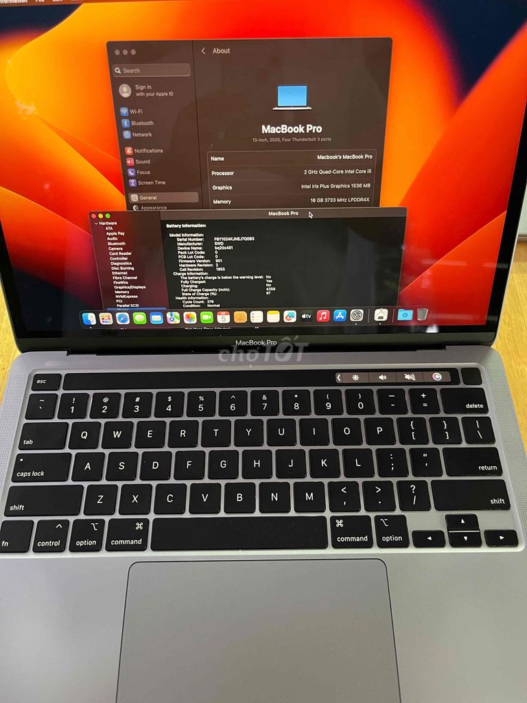 Фото 2: Apple MacBook Pro 2020 i5 13 inch 16GB/512GB Серый