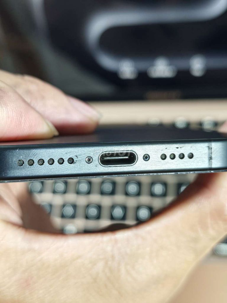 Фото 3: iPhone 15 Pro Max 256G международная версия США, отличное состояние, продажа или обмен