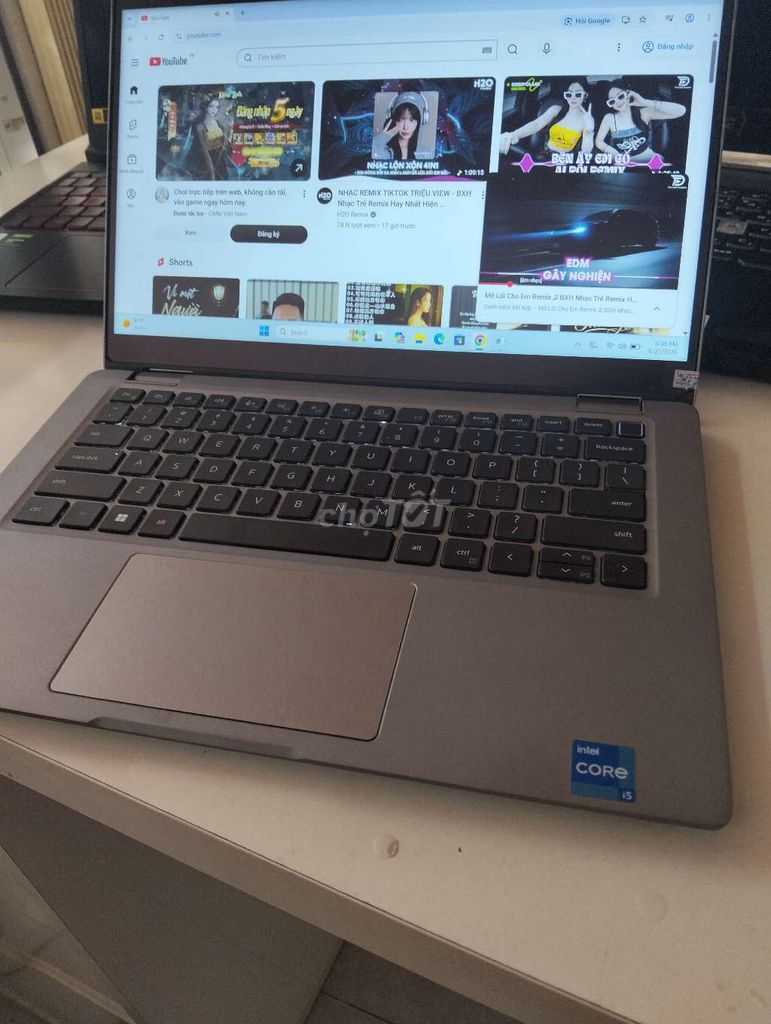Фото 2: dell 5330 2in1